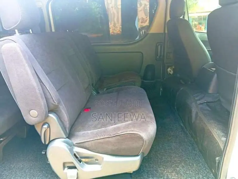 Toyota KDH 201 Super GL Dark PRIME 2015 Van (Used)