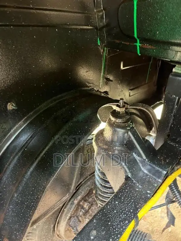 Bajaj 4 stroke 2010 Three Wheel (Used)