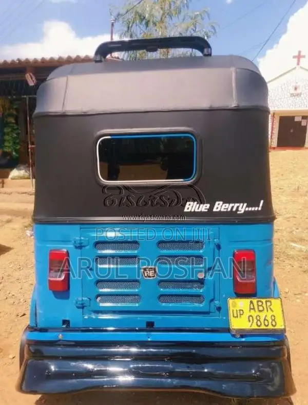Bajaj 4 Stroke 2018 Three Wheel (Used)