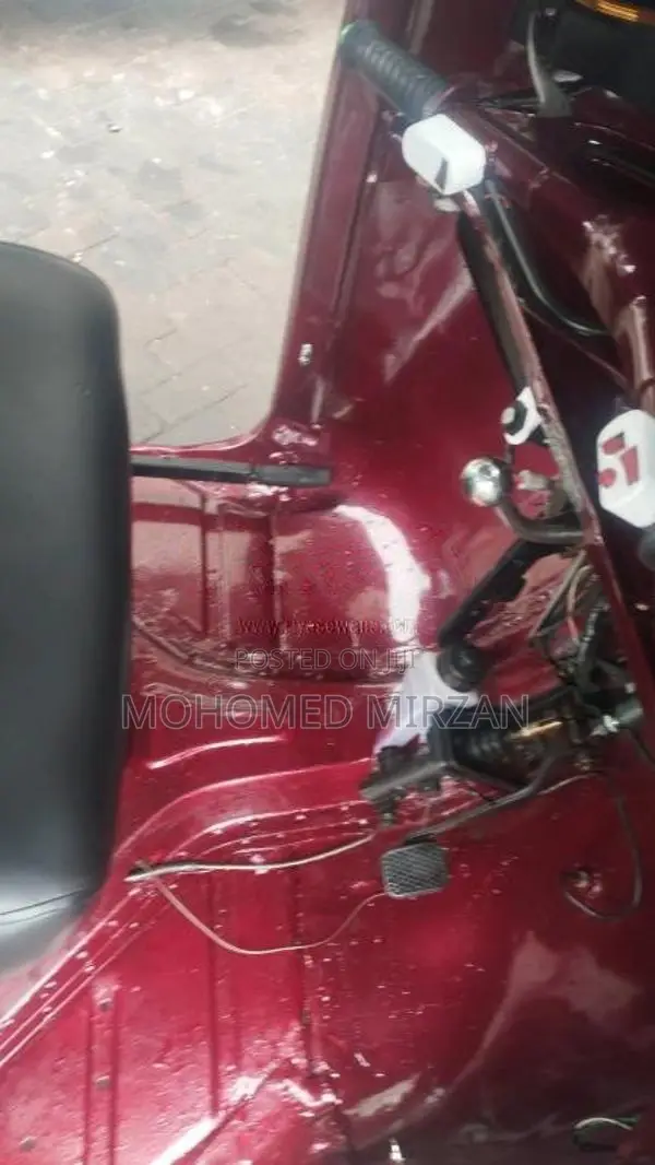 Bajaj RE 1998 Three Wheel (Used)