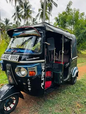 Bajaj RE 205 2012 Three Wheel (Used)
