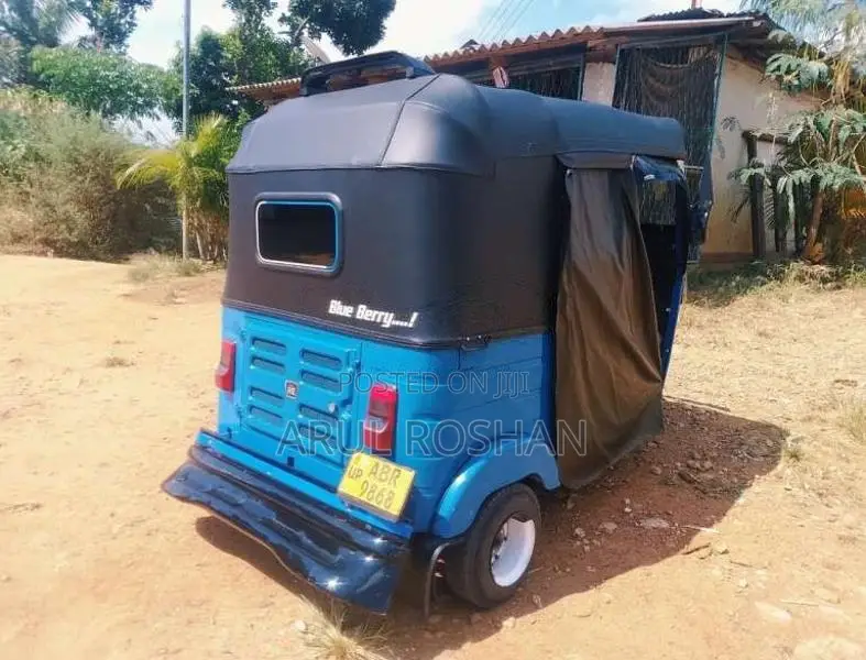 Bajaj 4 Stroke 2018 Three Wheel (Used)