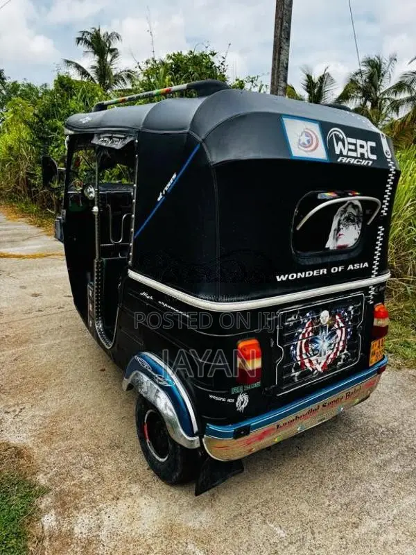 Bajaj RE 205 2012 Three Wheel (Used)
