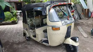 Bajaj 2 Stroke 2000 Three Wheel (Used)