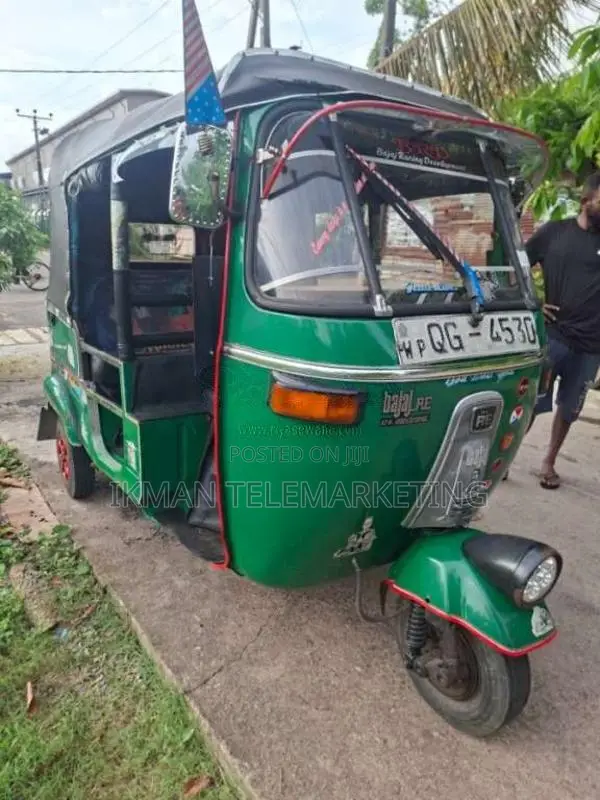 Bajaj RE 2 Stroke 2006 Three Wheel (Used)