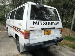 Mitsubishi Delica 1984 Van (Used)