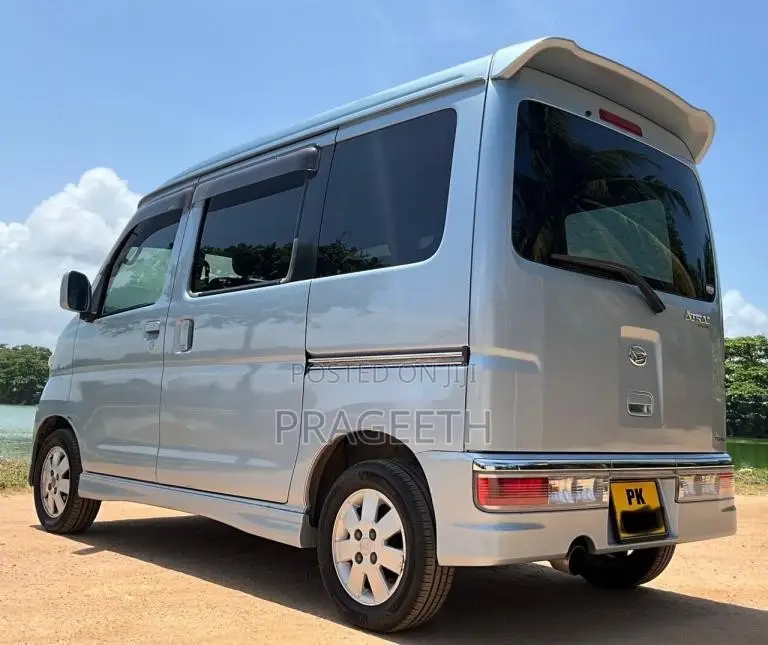 Daihatsu Hijet 2025 Van (Used)