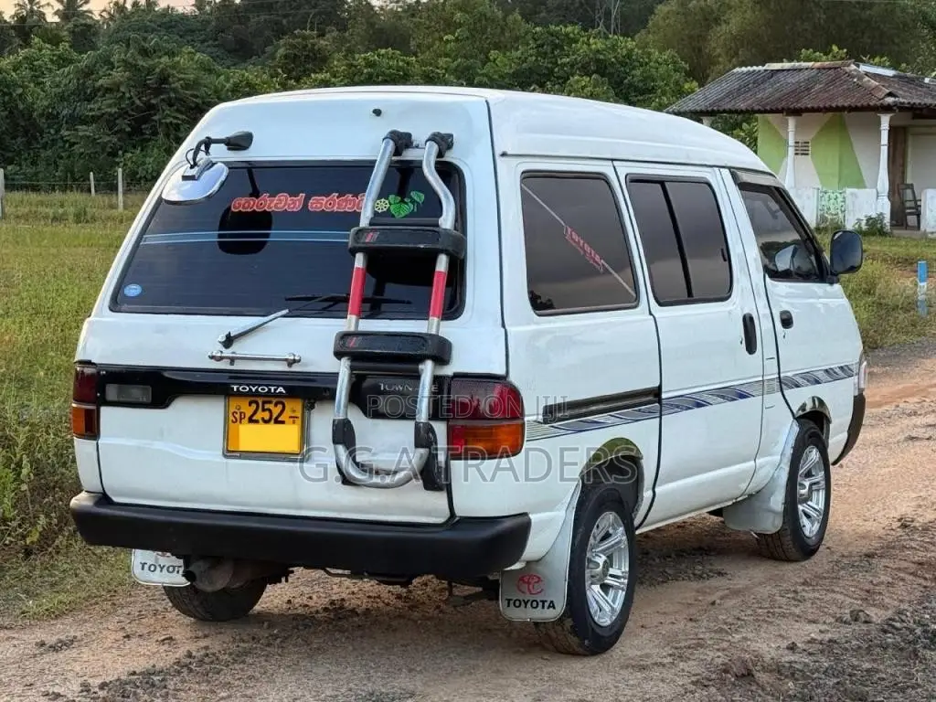 Toyota Townace Lotto CR27 1994 Van (Used)