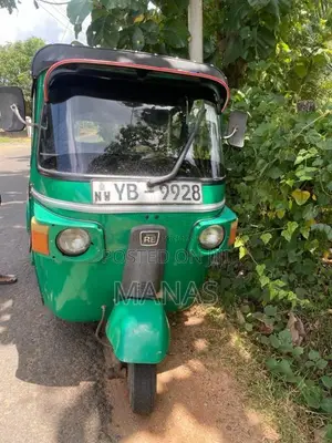 Bajaj Re 2011 Three Wheel (Used)