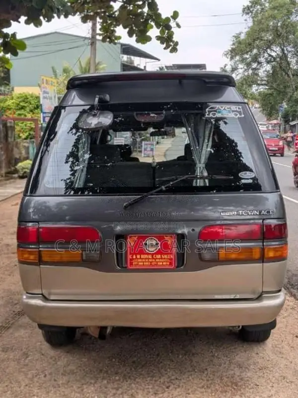 Toyota TOWNACE 1992 Van (Used)