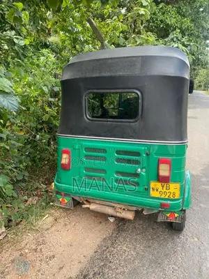 Bajaj Re 2011 Three Wheel (Used)