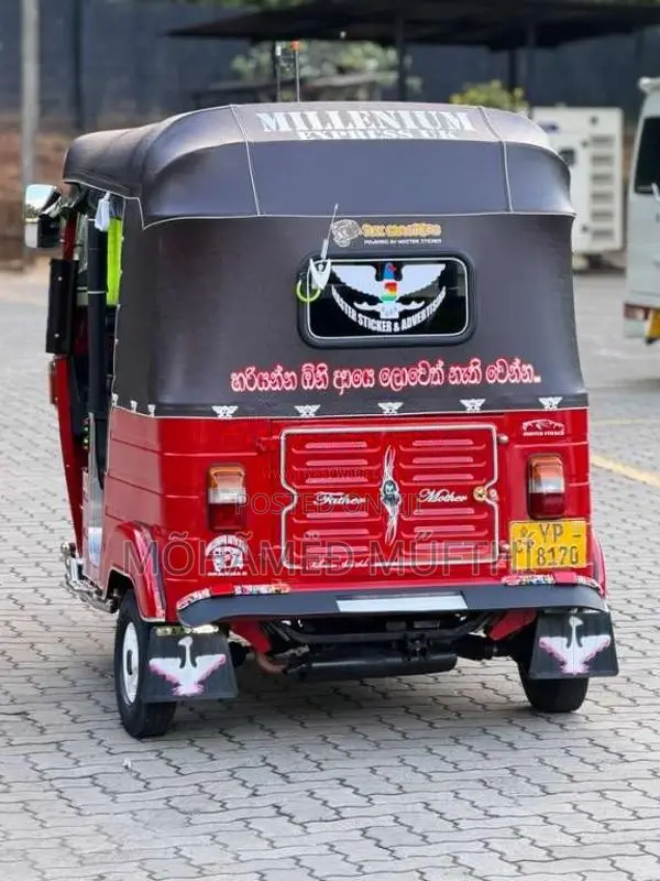 Bajaj RE 2011 Three Wheel (Used)