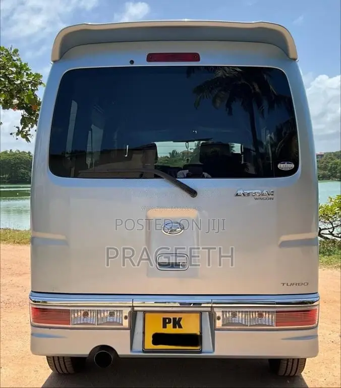 Daihatsu Hijet 2025 Van (Used)