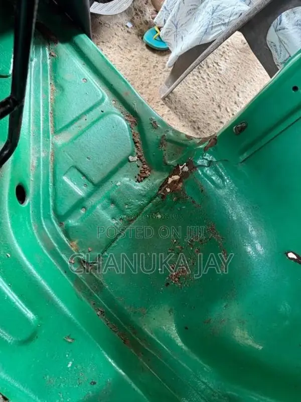 Bajaj 4 stroke 2014 Three Wheel (Used)