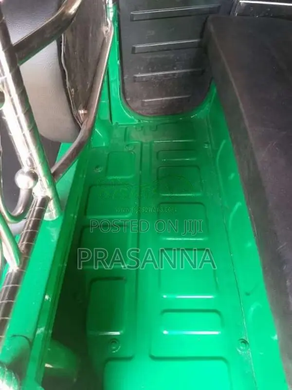 Bajaj RE 4 Stroke 2014 Three Wheel (Used)