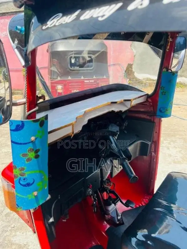 Bajaj 4 Stroke 2012 Three Wheel (Used)