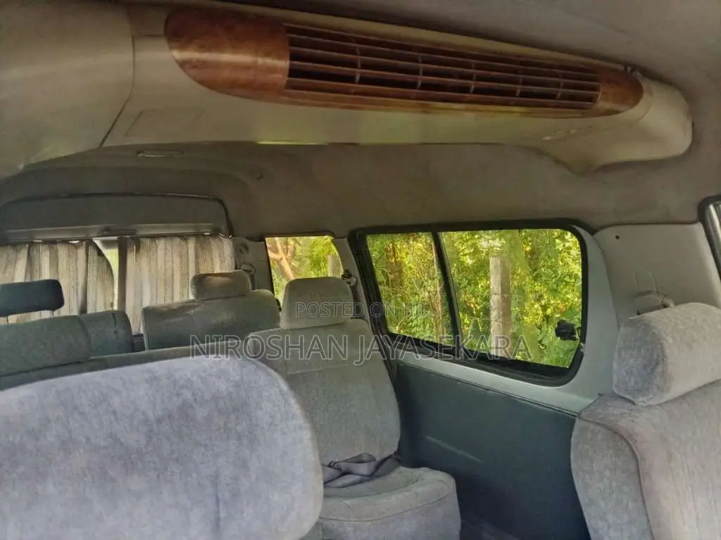 Toyota CR27 1996 Van (Used)
