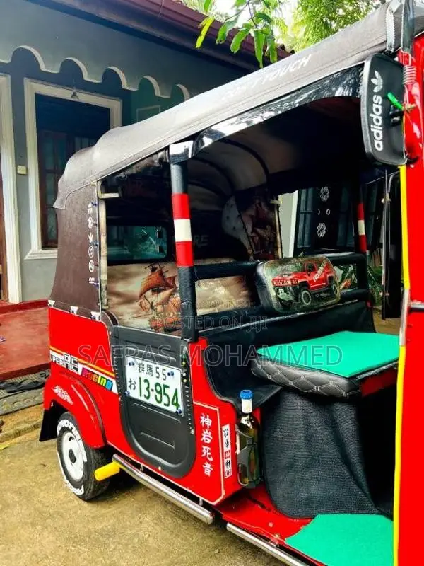 Bajaj RE 1997 Three Wheel (Used)
