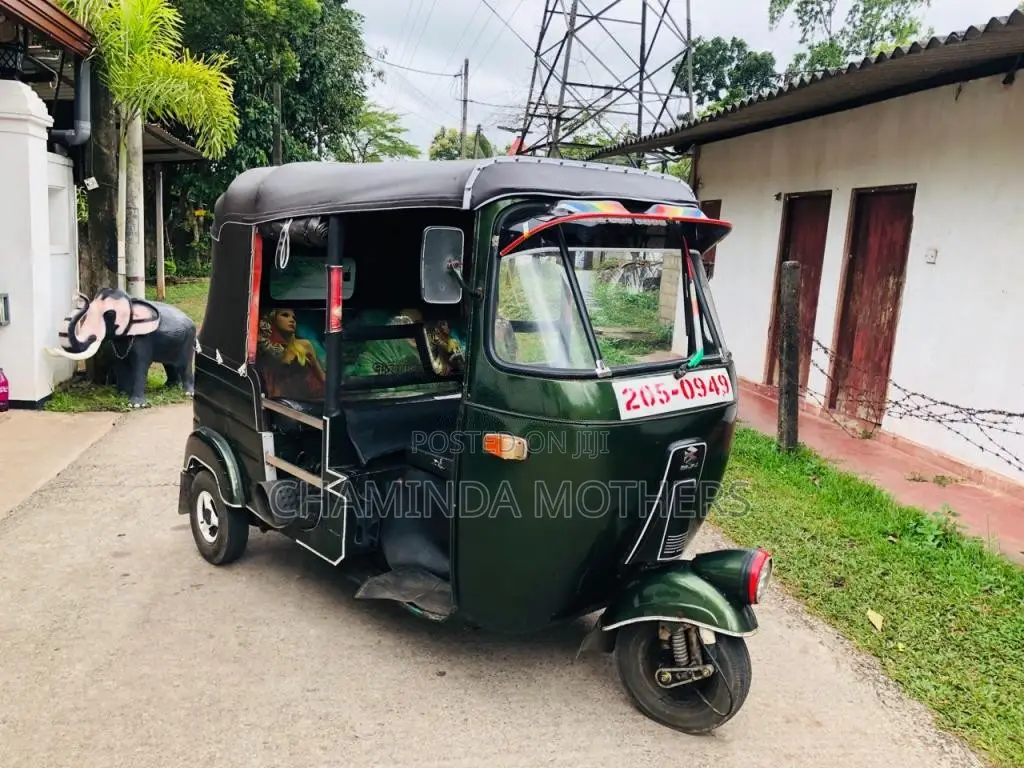 Bajaj RE 2000 Three Wheel (Used)