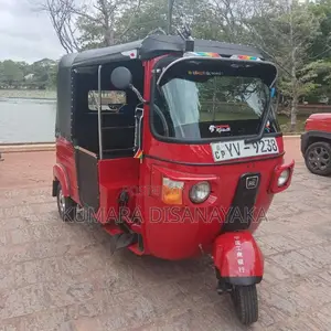 Bajaj RE 205 2012 Three Wheel (Used)