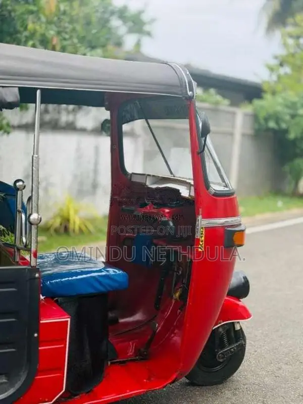 Bajaj 2 Stroke 1998 Three Wheel (Used)