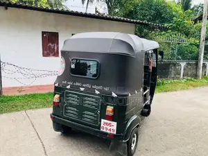 Bajaj RE 2000 Three Wheel (Used)