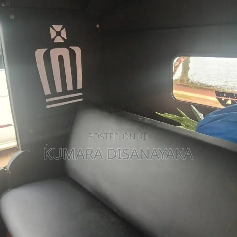 Bajaj RE 205 2012 Three Wheel (Used)