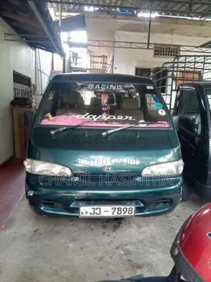 Hyundai H100 2000 Van (Used)