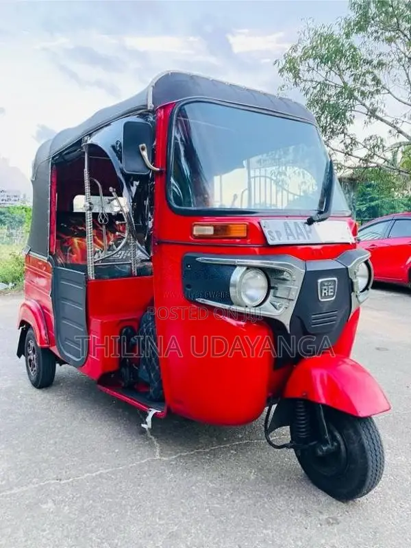 Bajaj RE 205 2014 Three Wheel (Used)