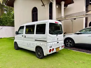 Nissan Clipper 2011 Van (Used)