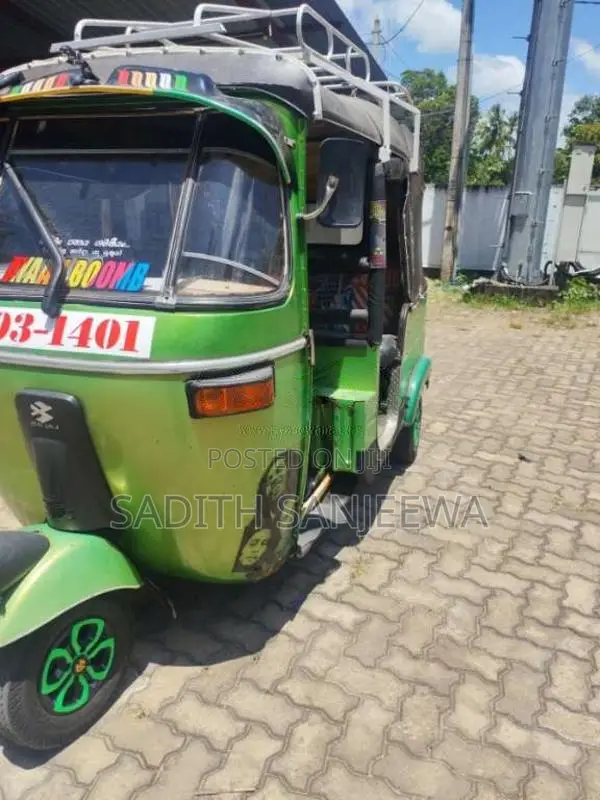 Bajaj 2 Stroke 1999 Three Wheel (Used)