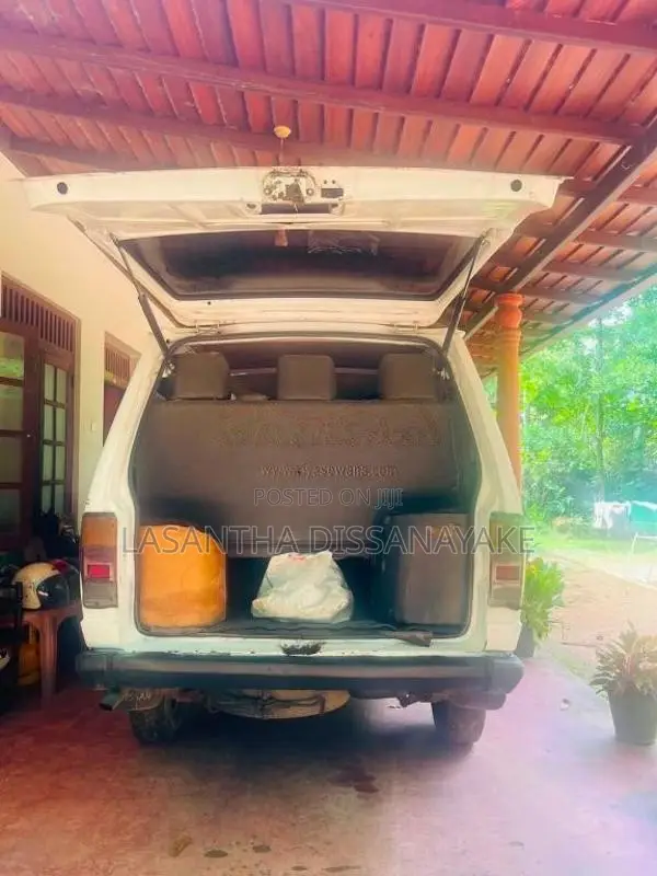 Nissan Vanette 1990 Van (Used)