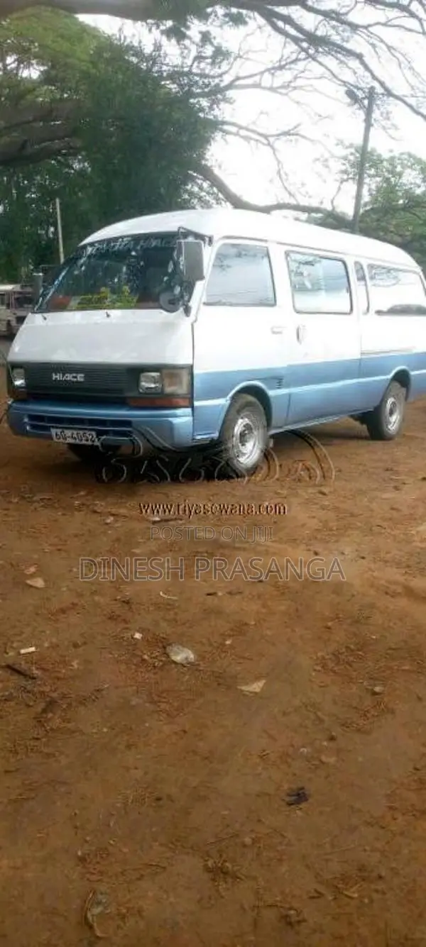 Toyota LH40B 1986 Van (Used)