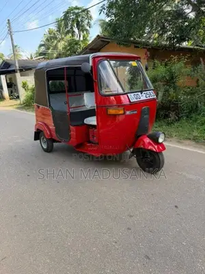 Bajaj 2 Stroke 2005 Three Wheel (Used)