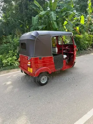 Bajaj 2 Stroke 2005 Three Wheel (Used)