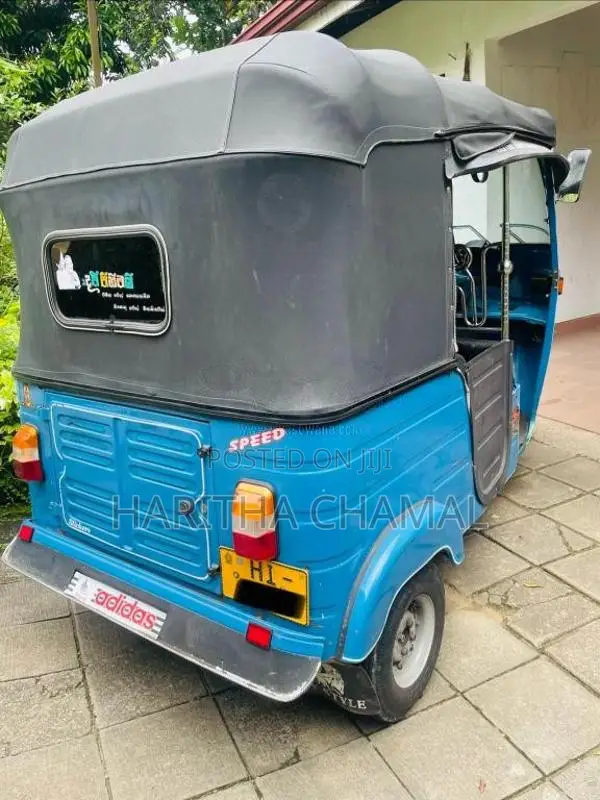 Bajaj RE 2003 Three Wheel (Used)