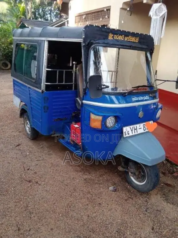 Piaggio Ape 2010 Three Wheel (Used)