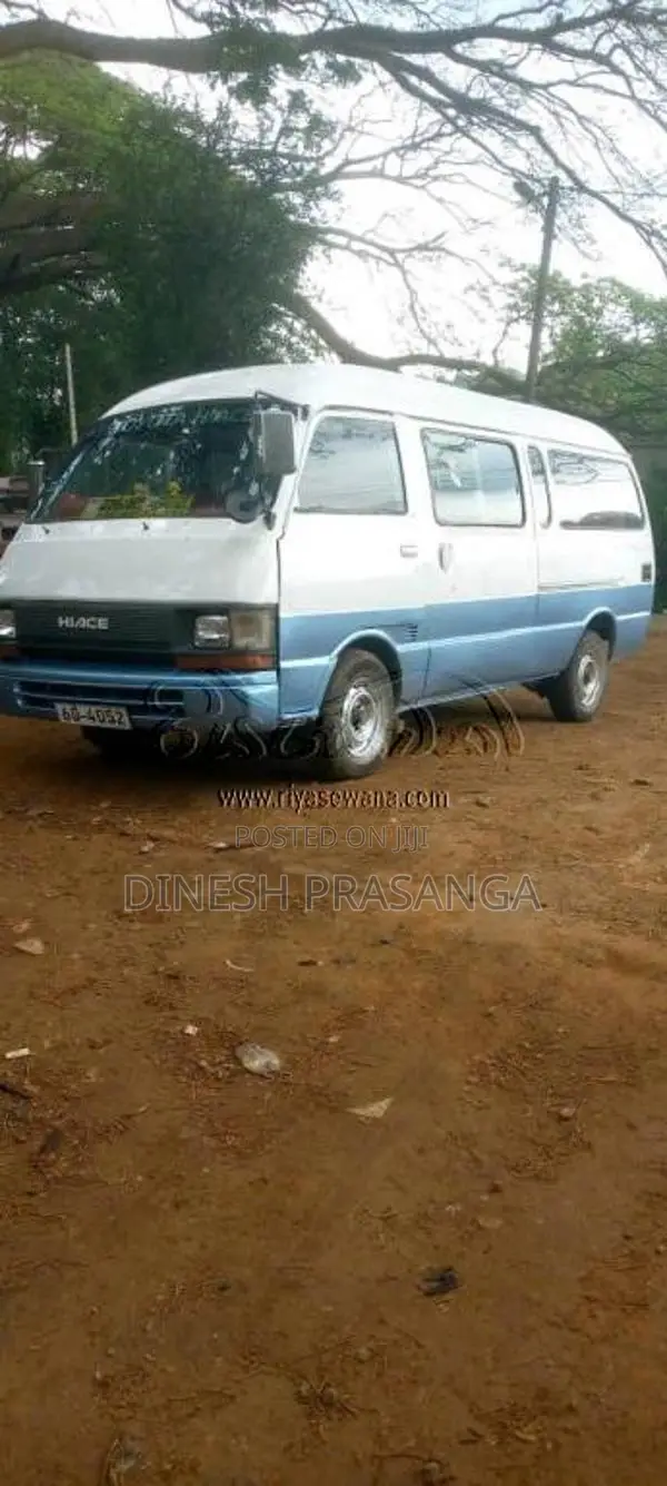 Toyota LH40B 1986 Van (Used)