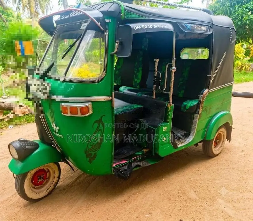 Bajaj RE 2 Stroke 2003 Three Wheel (Used)