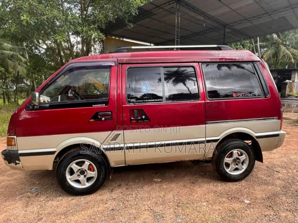 Nissan Vanette 1989 Van (Used)