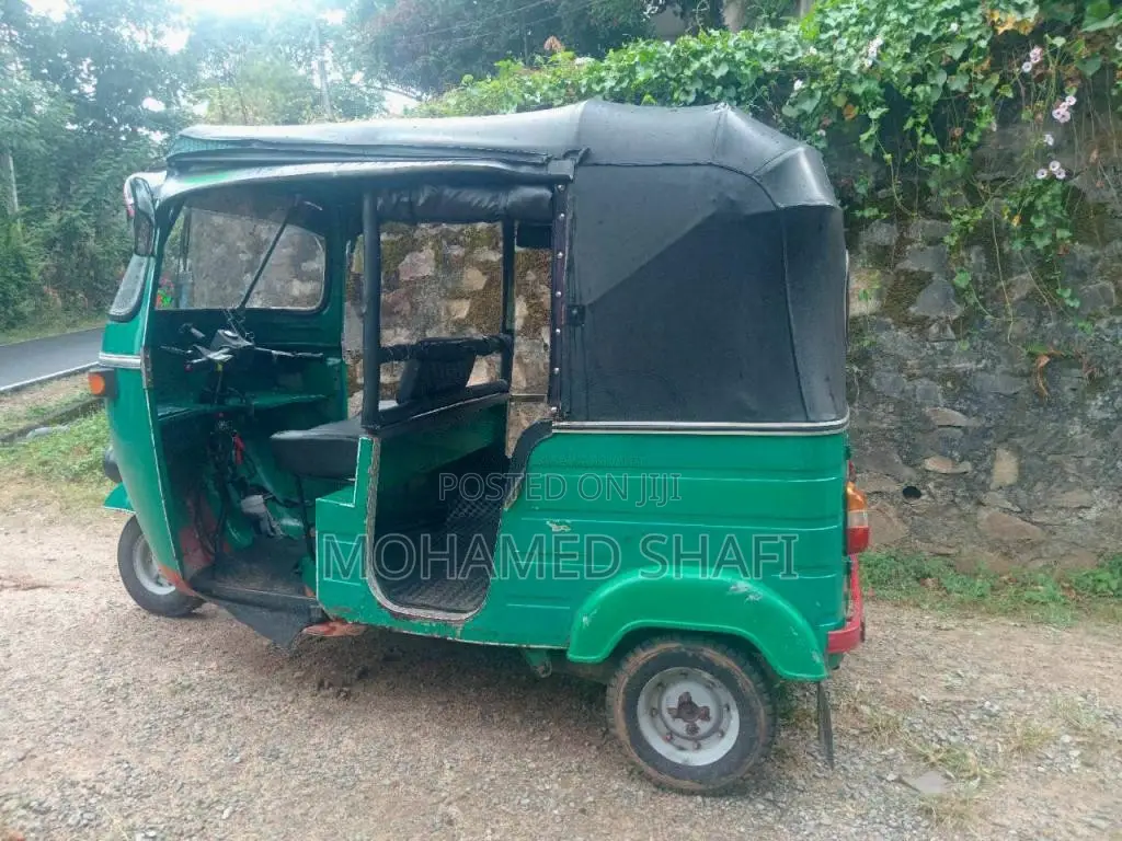 Bajaj RE 4 Stroke 2009 Three Wheel (Used)