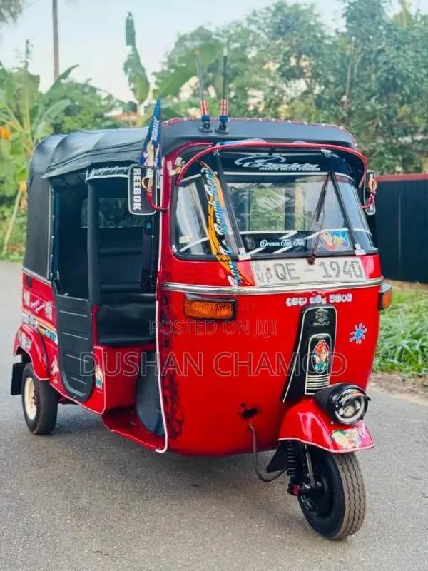 Bajaj RE 2 Stroke 2006 Three Wheel (Used)