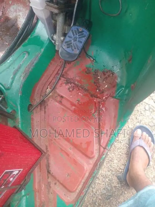Bajaj RE 4 Stroke 2009 Three Wheel (Used)