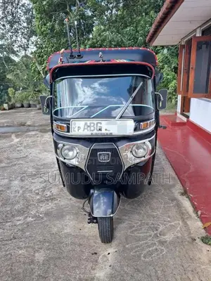 Bajaj RE 2015 Three Wheel (Used)