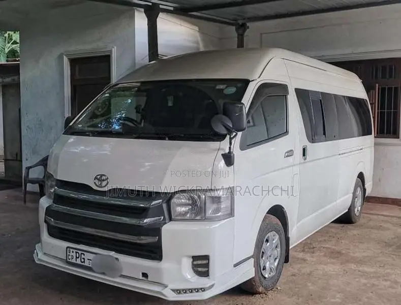 Toyota KDH 2005 Van (Used)