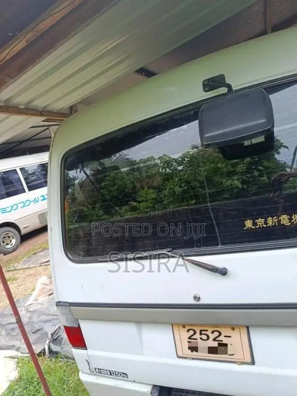 Mazda Brawny 1993 Van (Used)