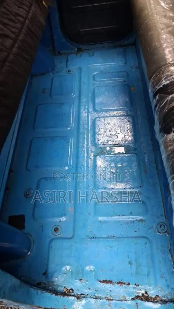 Bajaj 4 Stroke 2013 Three Wheel (Used)