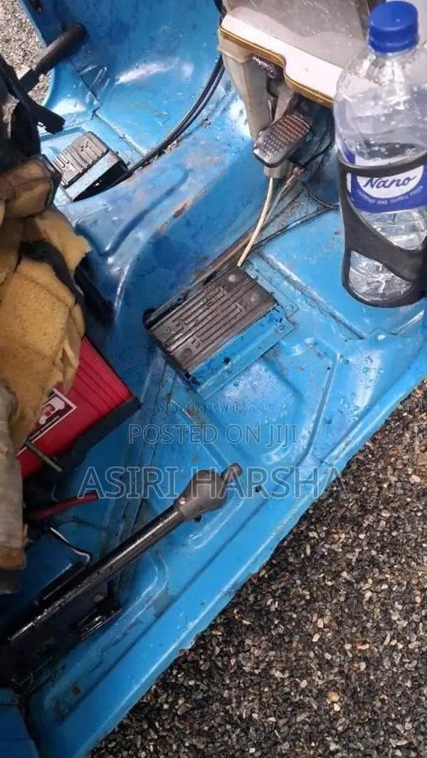 Bajaj 4 Stroke 2013 Three Wheel (Used)