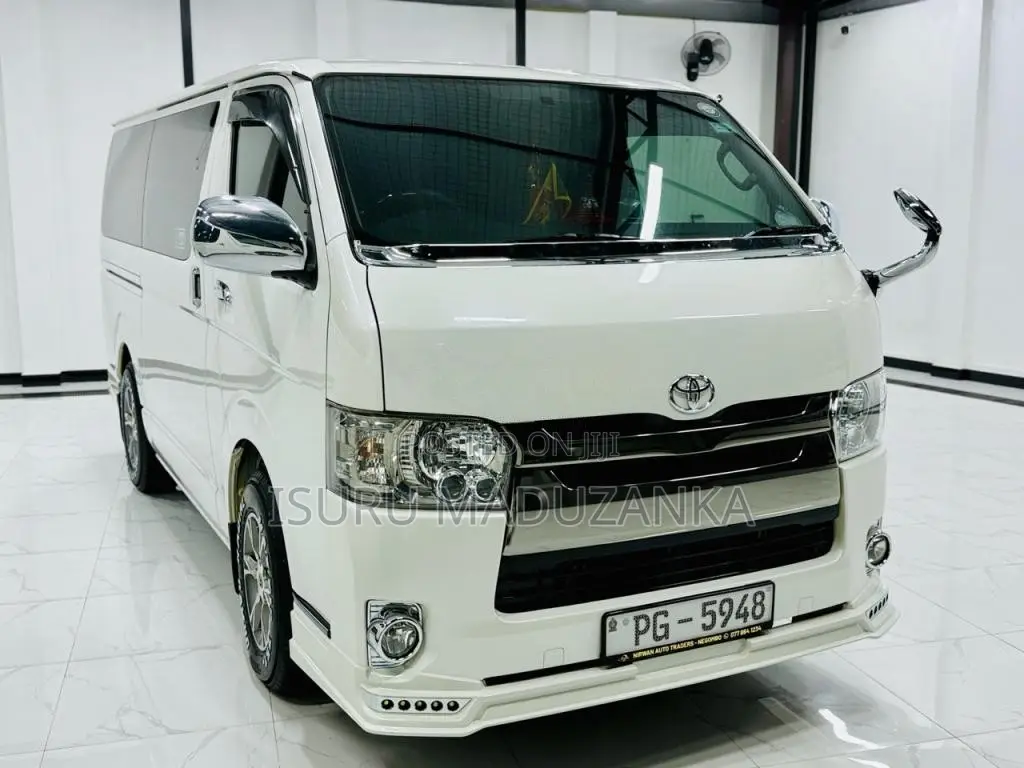 Toyota KDH Dark Prime 2015 Van (Used)