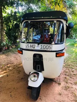 Bajaj RE 2 Stroke 2003 Three Wheel (Used)